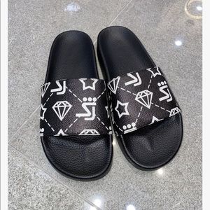 Shane Justin Sandals